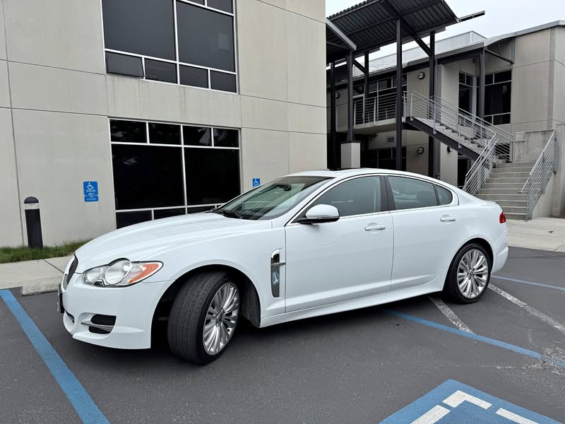 2011 Jaguar xf sport limited edition
