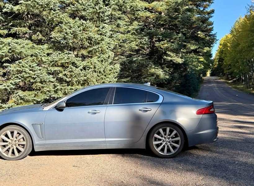 2013 Jaguar XF - XF Supercharged Sedan 4D