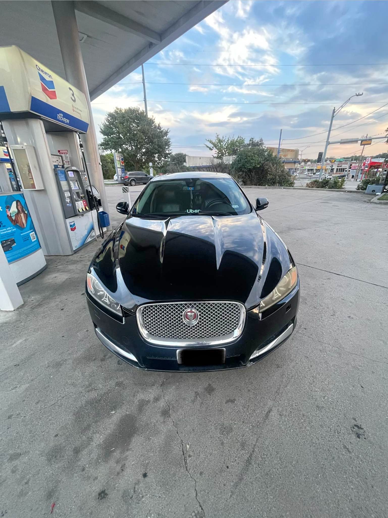 2012 Jaguar XF - XF Sedan 4D