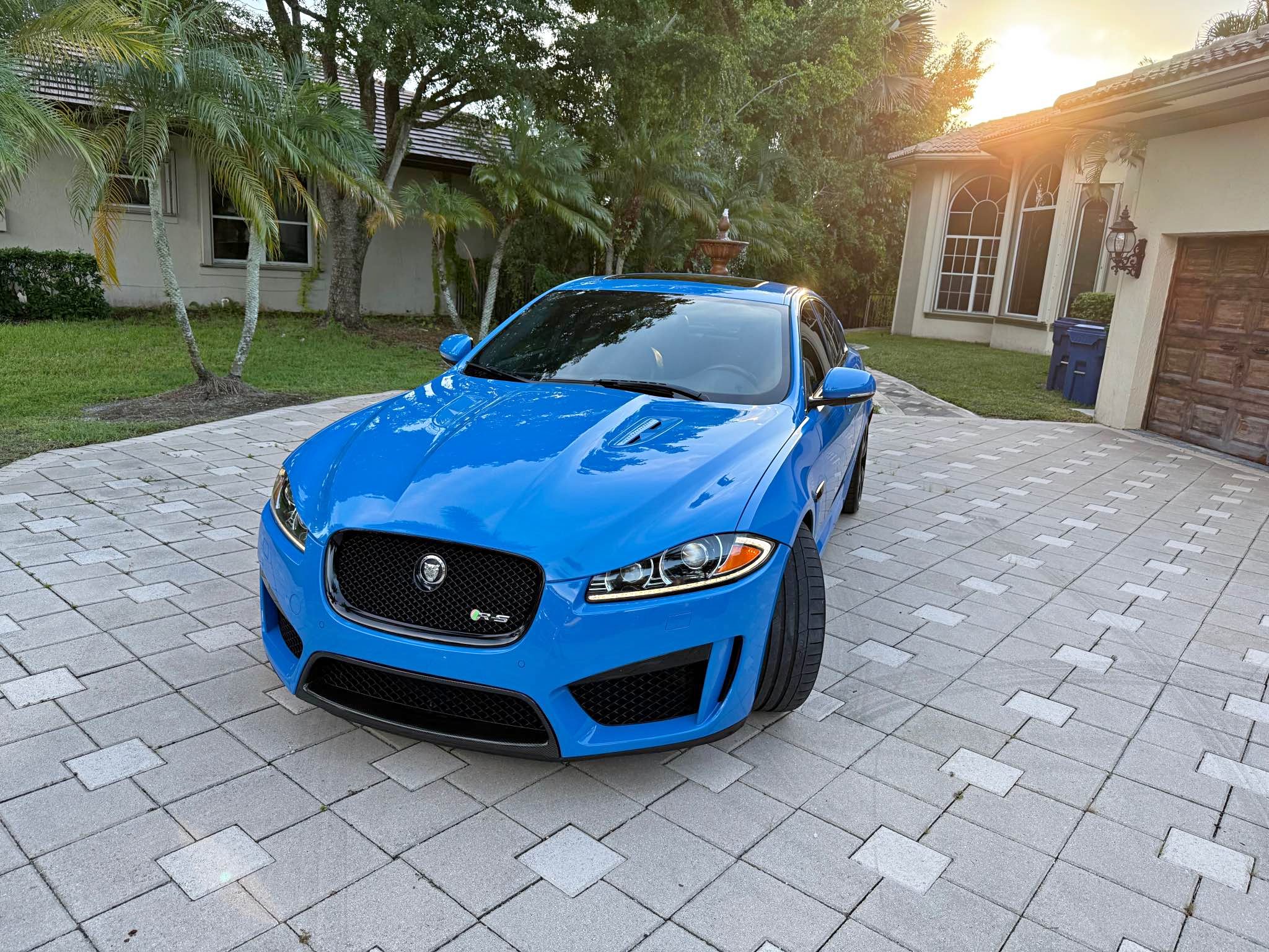 2013 Jaguar XF - XF Supercharged Sedan 4D