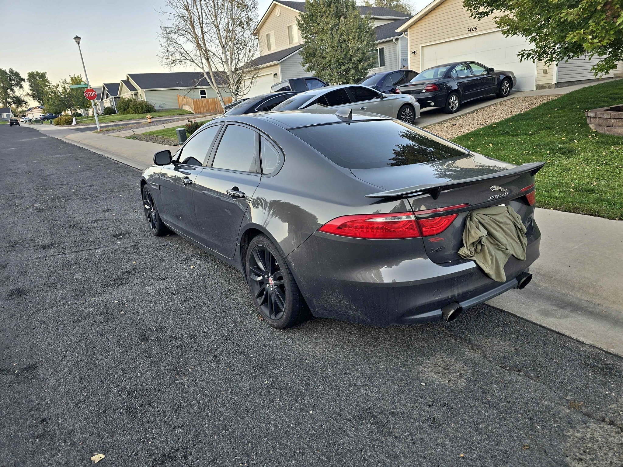 2016 Jaguar XF - XF 3.5t Prestige Sedan 4D