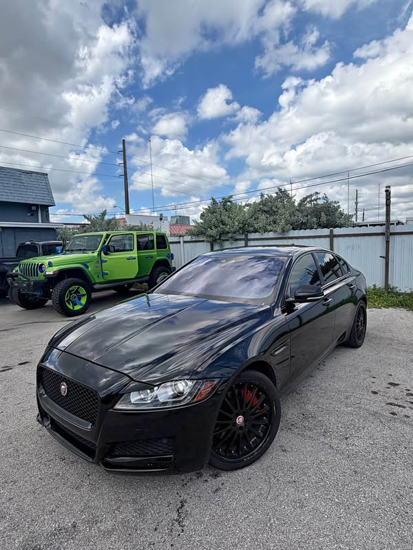 2016 Jaguar XF - Premium Sedan 4D