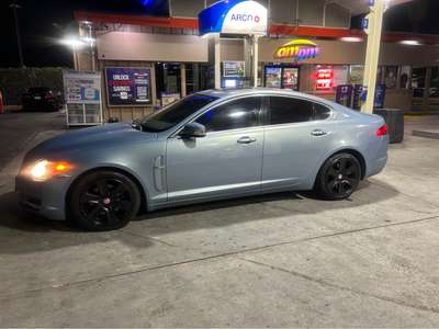 2012 Jaguar XF - Luxury Sedan 4D