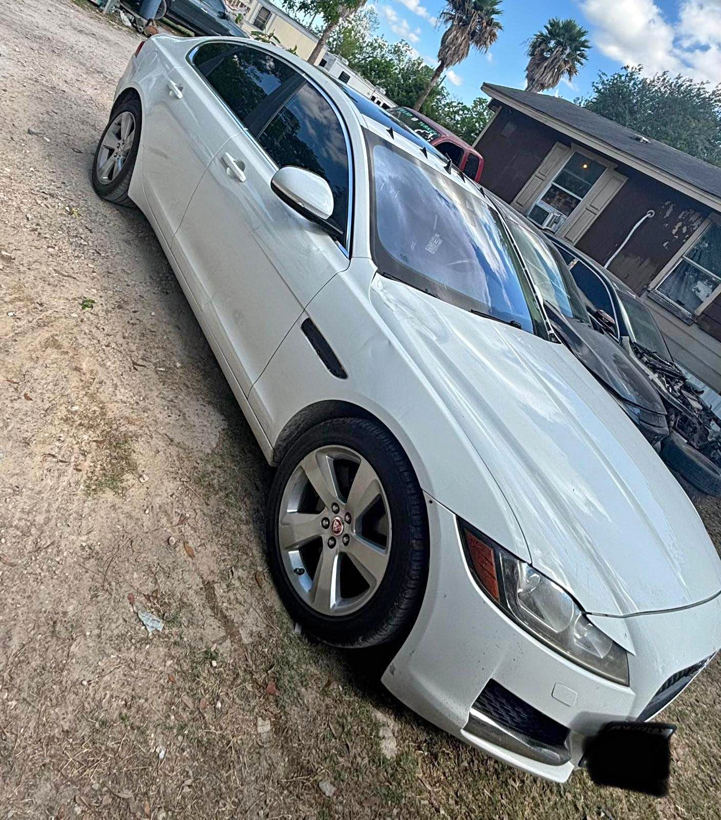 2018 Jaguar XF - XF Sport Sedan 4D