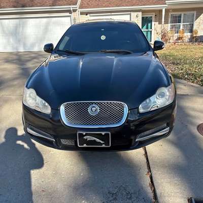2009 Jaguar XF - Luxury Sedan 4D