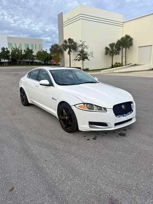 2014 Jaguar XF - Sedan 4D