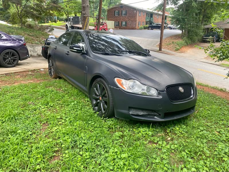 2011 Jaguar XF - XF 20d Sedan 4D