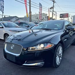 2012 Jaguar XF  \ud83e\udd18 44836 Miles