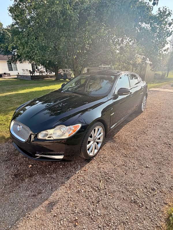 2011 Jaguar XF