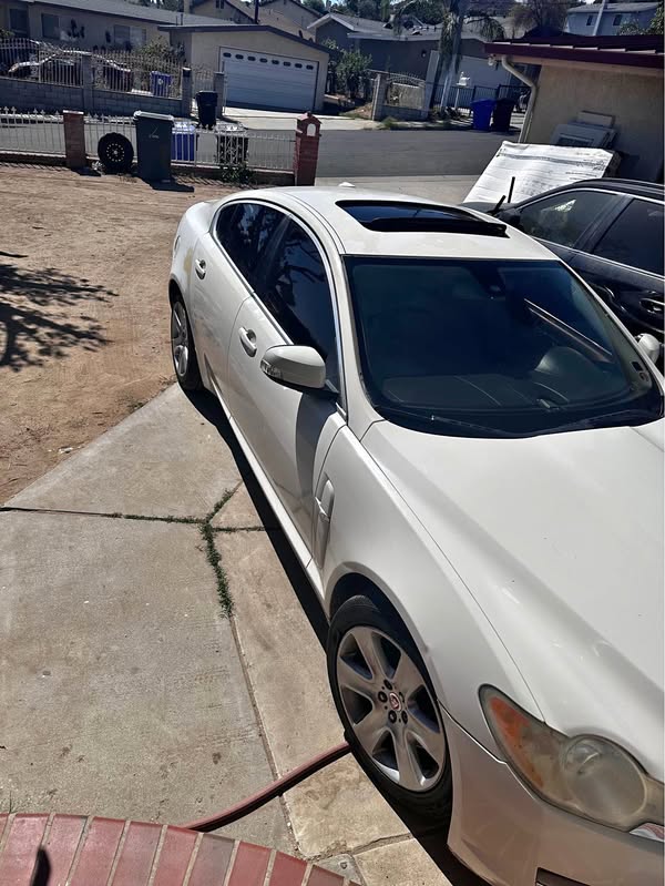 2009 Jaguar XF - Luxury Sedan 4D
