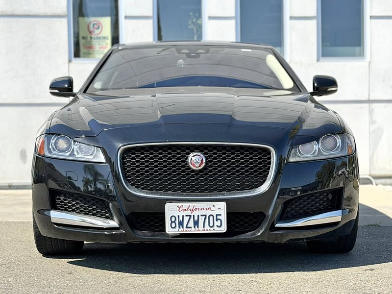 2018 Jaguar XF XF 20d Premium