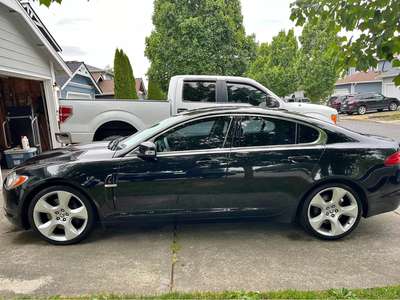 2009 Jaguar XF - Supercharged Sedan 4D