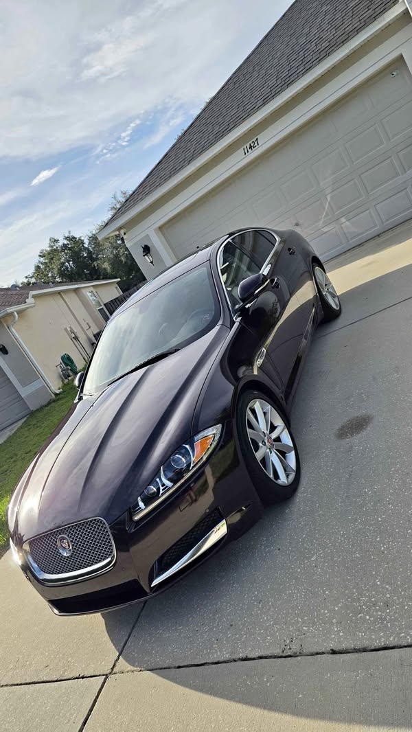 2015 Jaguar XF - XF 30t Portfolio Limited Edition Sedan 4D
