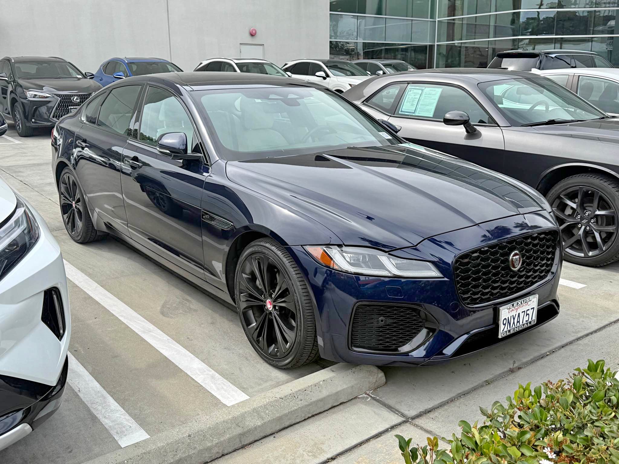2022 Jaguar XF - SE