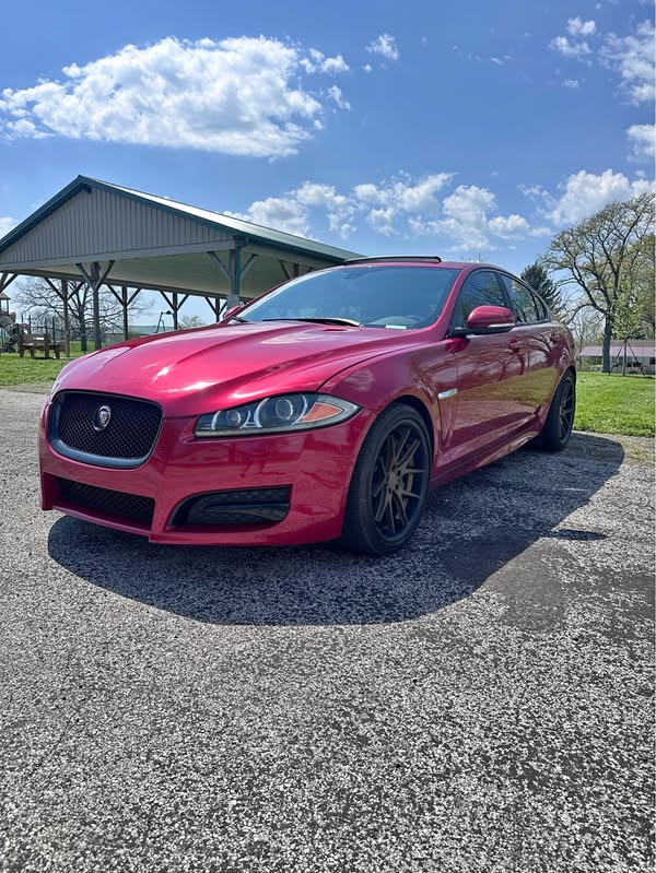 2015 Jaguar XF - XF 30t Portfolio Limited Edition Sedan 4D