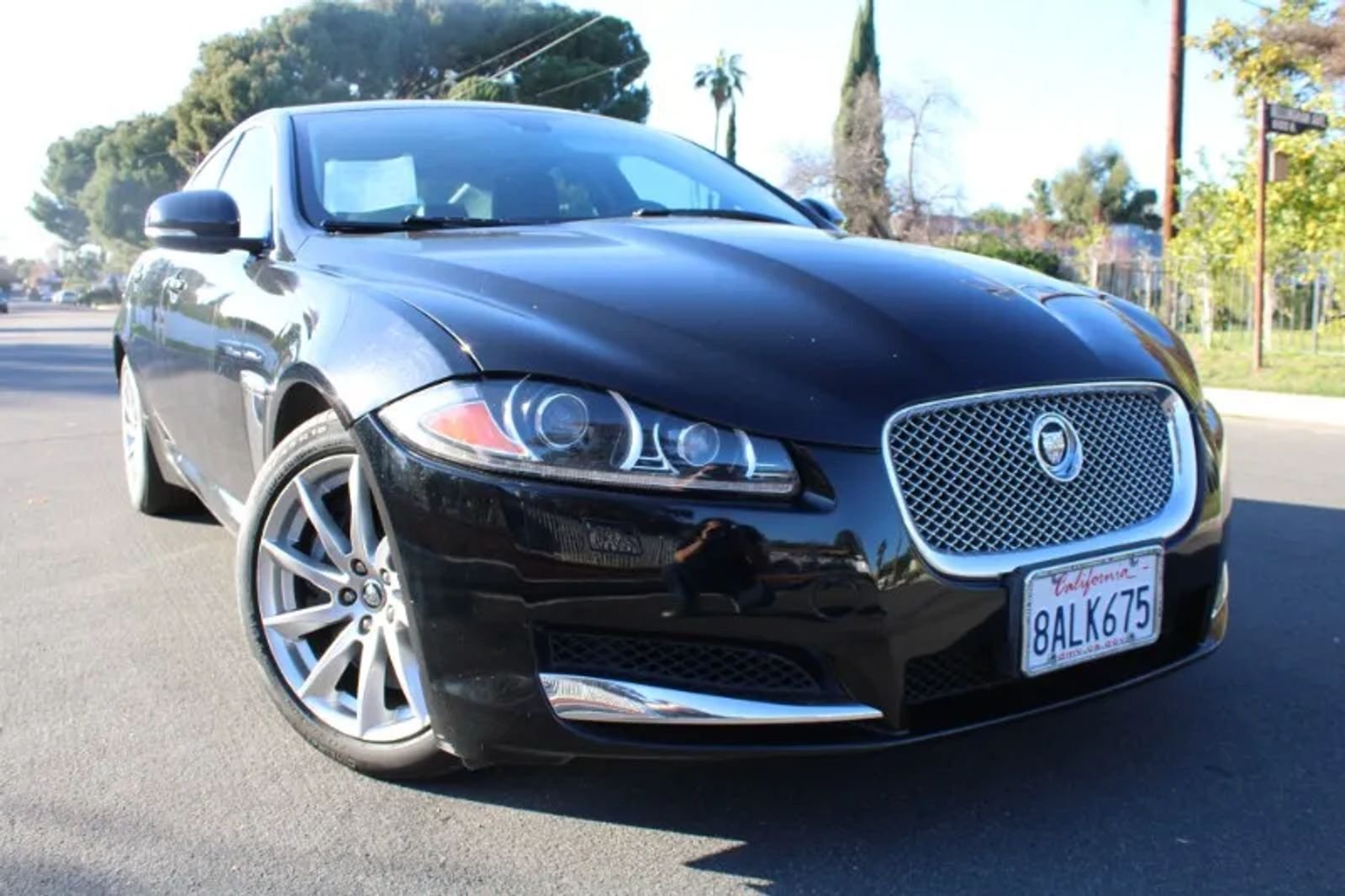 2013 Jaguar XF XF Sedan 4D