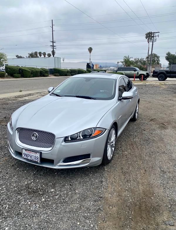 2012 Jaguar XF - Premium Sedan 4D