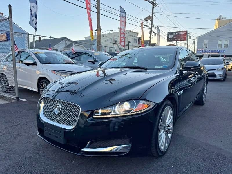 2012 Jaguar XF  \ud83e\udd18 44836 Miles