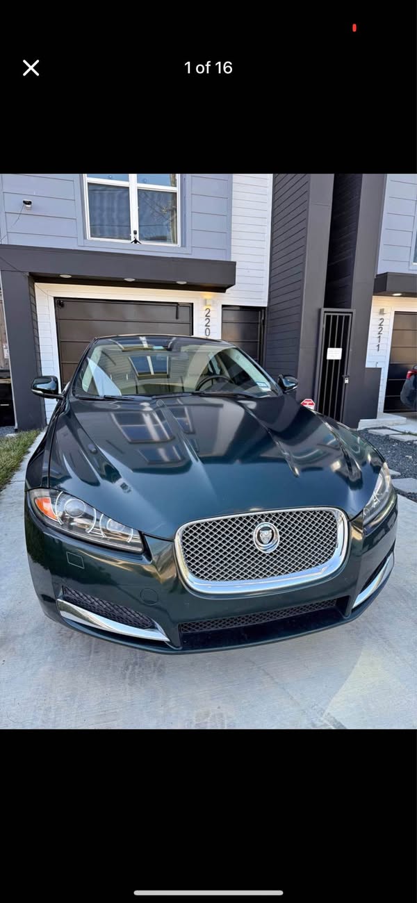 2013 Jaguar XF - XF Supercharged Sedan 4D