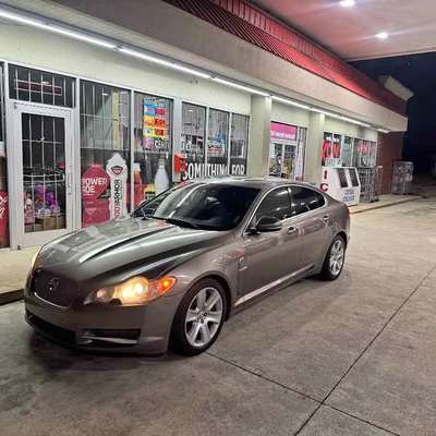 2011 Jaguar XF - XF Sedan 4D