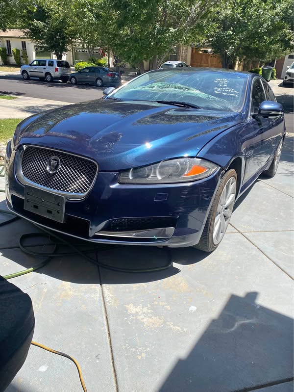 2013 Jaguar XF - XF Supercharged Sedan 4D