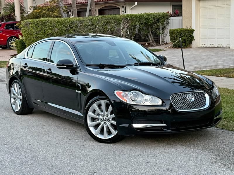 2010 Jaguar XF