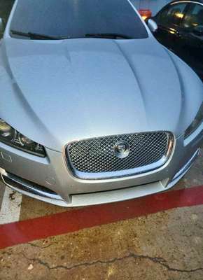 2013 Jaguar XF - Luxury Sedan 4D