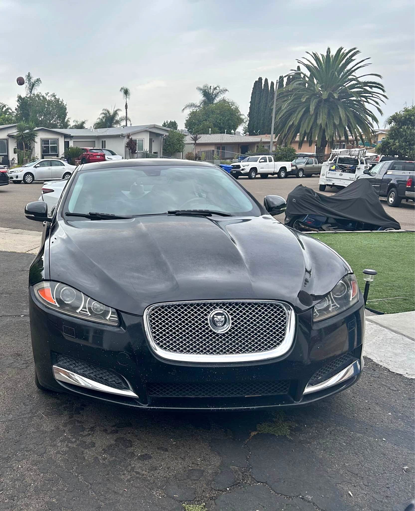 2012 Jaguar XF - XF Premium Sedan 4D
