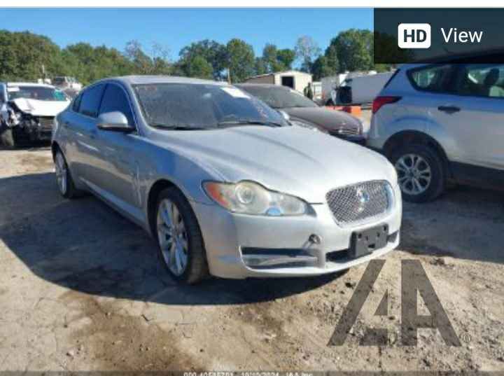 2010 Jaguar XF - XF Premium Sedan 4D
