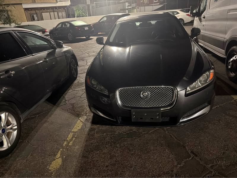 2013 Jaguar XF - Supercharged Sedan 4D