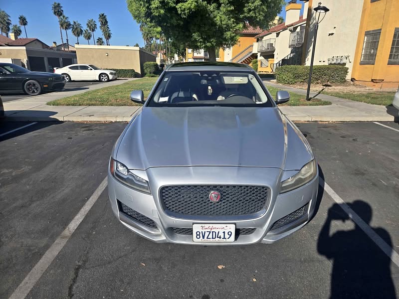 2017 Jaguar XF - XF 35t Prestige Sedan 4D