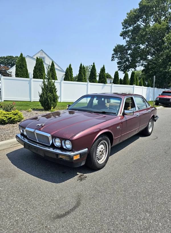 1988 Jaguar XJ - XJ6 Sedan 4D