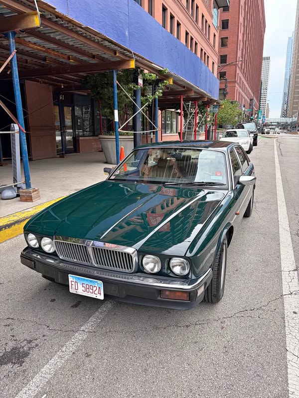 1992 Jaguar XJ - XJ6 Sovereign Sedan 4D