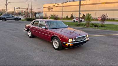 1988 Jaguar XJ - Vanden Plas Sedan 4D