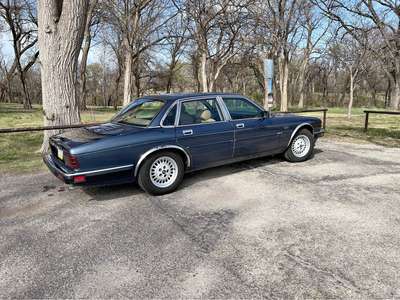 1989 Jaguar XJ - XJ6 Sedan 4D