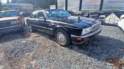 1991 Jaguar XJ - Vanden Plas Sedan 4D