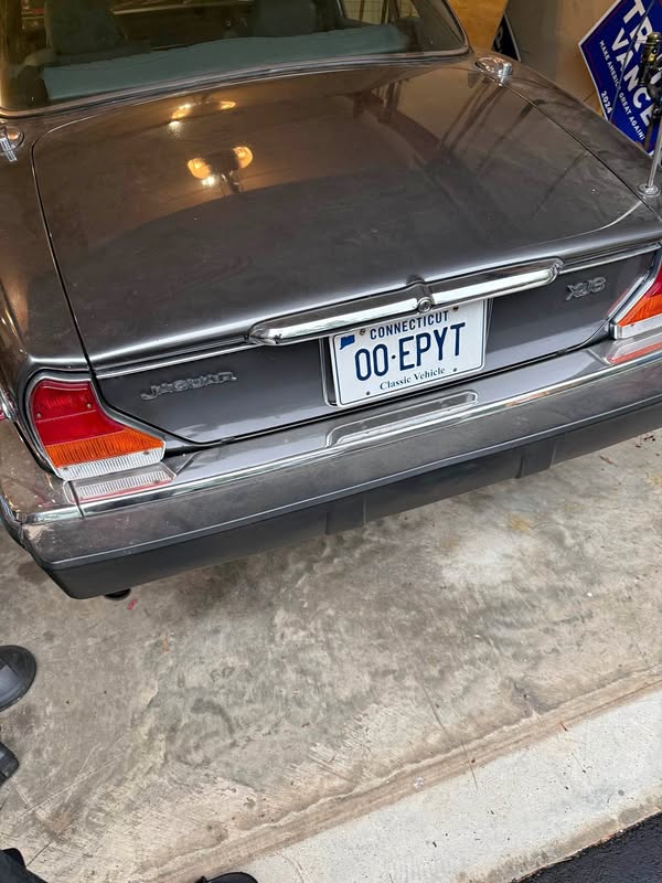 1985 Jaguar XJ - XJ6 L Sedan 4D