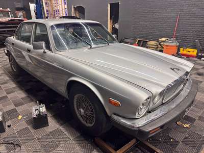 1983 Jaguar XJ - XJ6 Sedan 4D