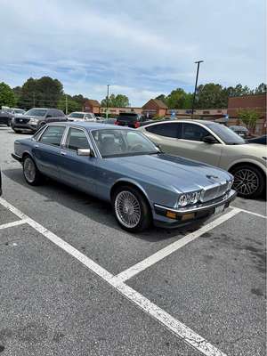 1988 Jaguar XJ - XJ6 Vanden Plas Sedan 4D