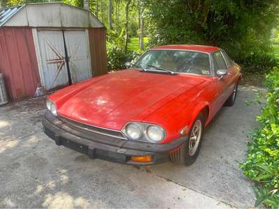 1976 Jaguar xjs (still available)