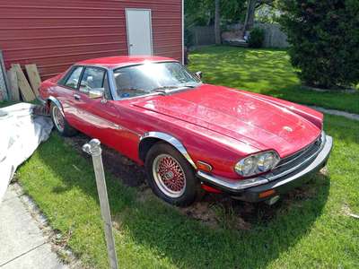 1989 Jaguar xjs - 5.3 liter v12 - 274hp - Rouge Collection Edition