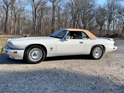 1995 Jaguar XJ - XJS V12 2+2 Convertible 2D