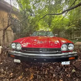 Jaguar XJS 1989 car RED