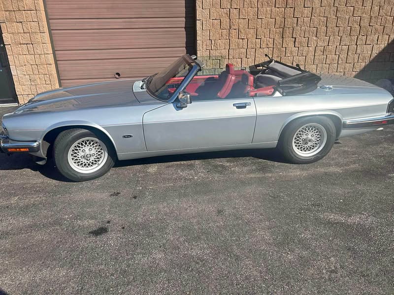 1992 Jaguar The last of the 12 cylinder XJS