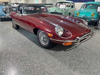 1970 Jaguar XKE.    E Series - Roadster