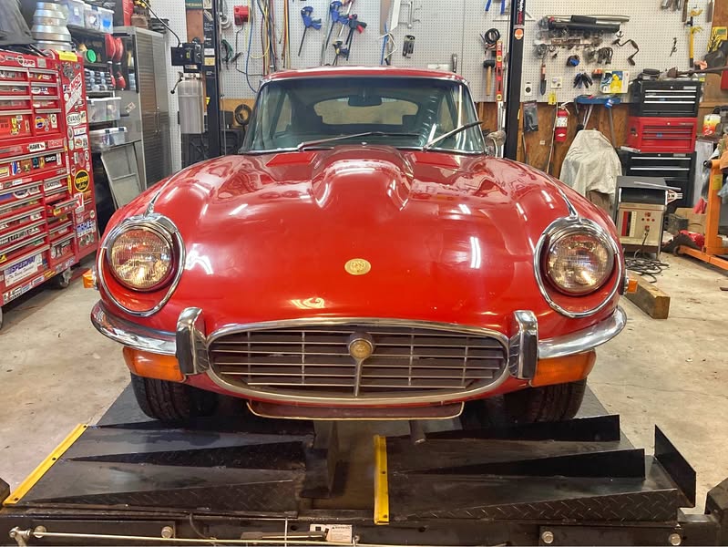 1971 Jaguar XKE V12 Project Clean Title No rust W\/ 4 post lift!!