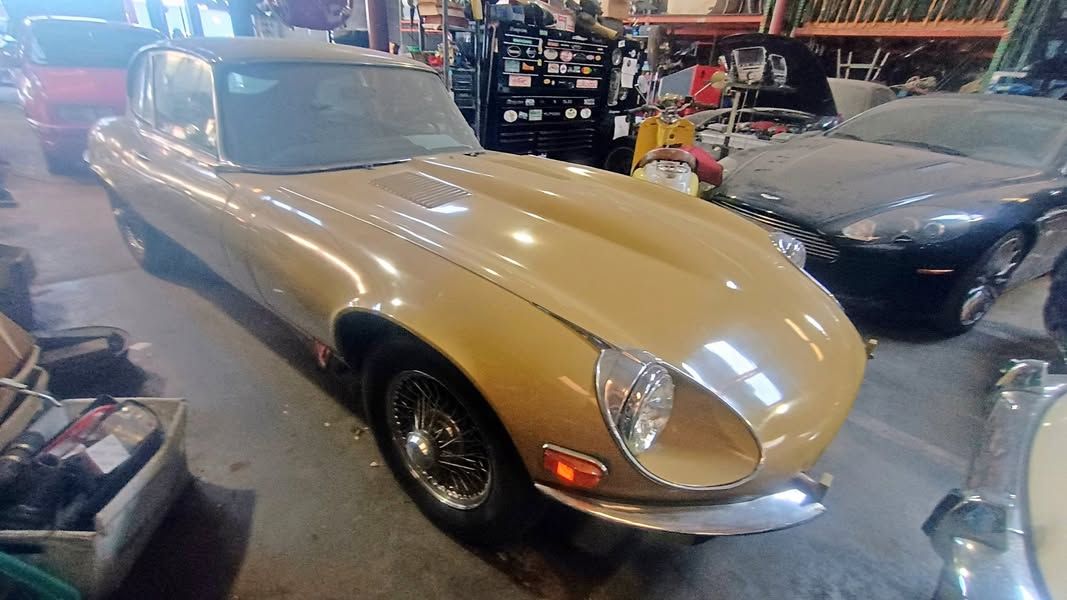 1973 Jaguar xke v12