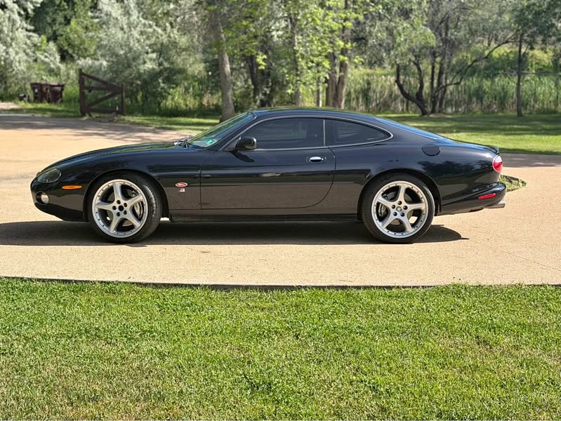 2003 Jaguar xkr - Coupe - Supercharged