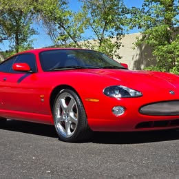 2005 Jaguar XKR Coupe