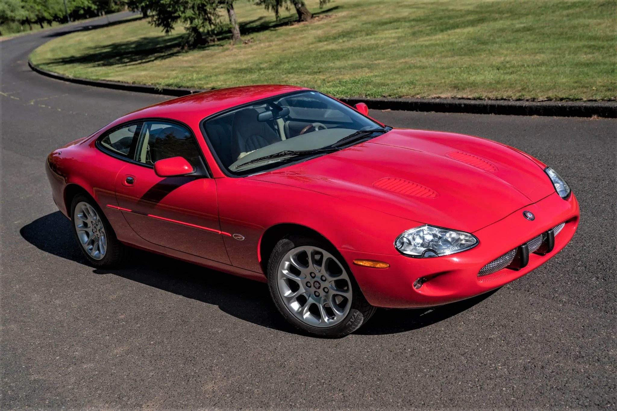 2000 Jaguar xkr